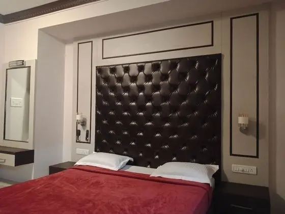 Exclusive Oda, 1 En Büyük (King) Boy Yatak, Özel Banyo
