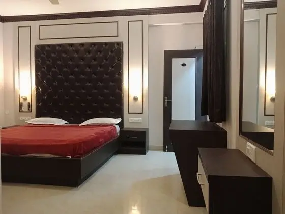 Exclusive Oda, 1 En Büyük (King) Boy Yatak, Özel Banyo