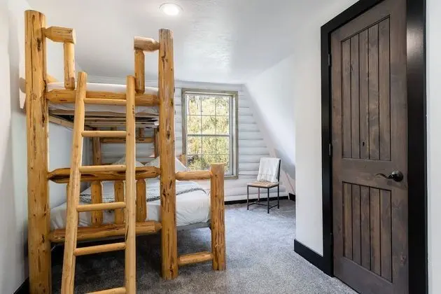 Ev, Birden Çok Yatak, Sıcak Su Havuzu, Dağ Manzaralı