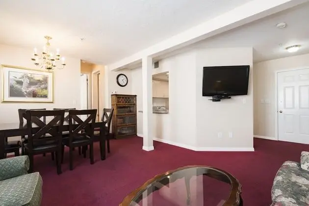 1 Bedroom Condominium