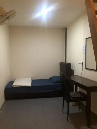 Tek Kişilik Oda, Ortak Banyo