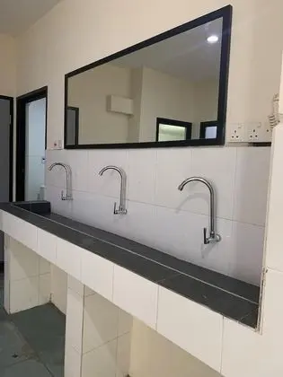 Tek Kişilik Oda, Ortak Banyo