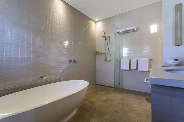 Courtyard Studio Suite