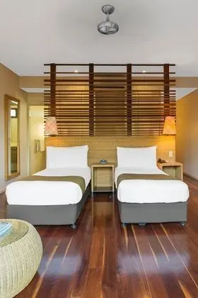 Deluxe Stüdyo, Havuz Manzaralı