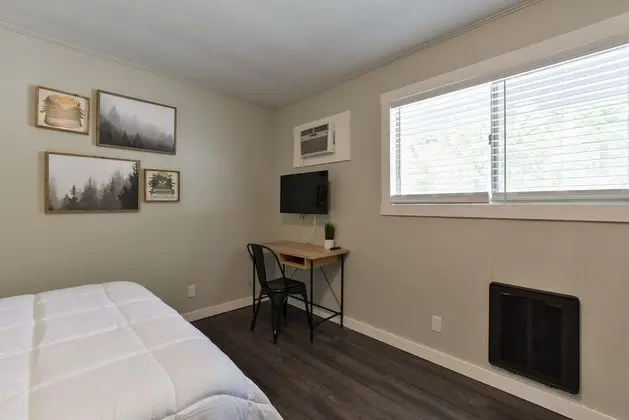 Kulübe (Kimberling Cove M1 - Sleeps 4 - Lakes)