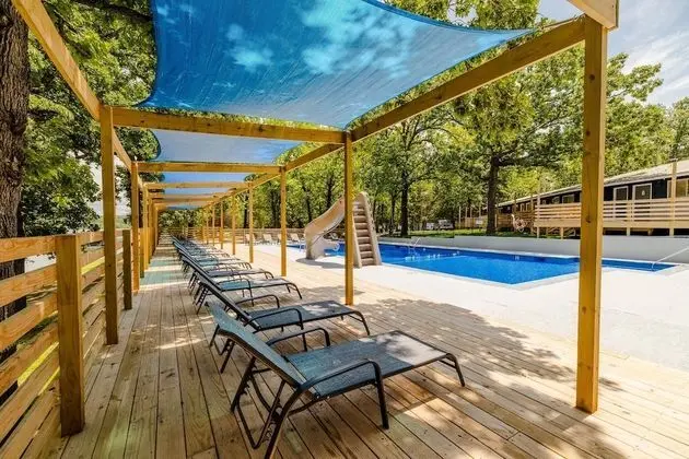 Kulübe (Kimberling Cove M1 - Sleeps 4 - Lakes)