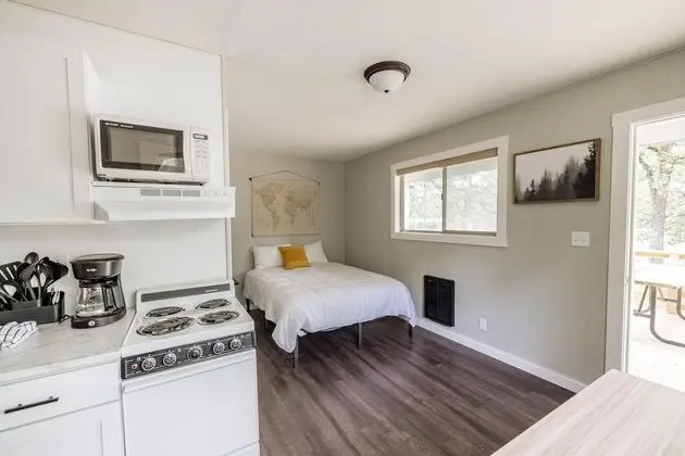 Kulübe (Kimberling Cove M6 - Sleeps 4 - Lakes)