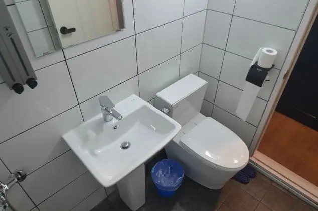 Üç Kişilik Oda