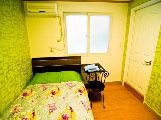 Çift ​​kişilik With Shared Bathroom