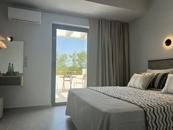Comfort Tek Büyük Yataklı Oda