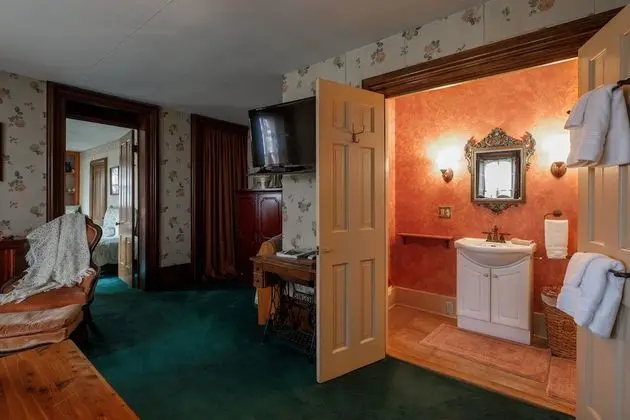 Luxury Süit, Birden Çok Yatak, Sigara İçilmez
