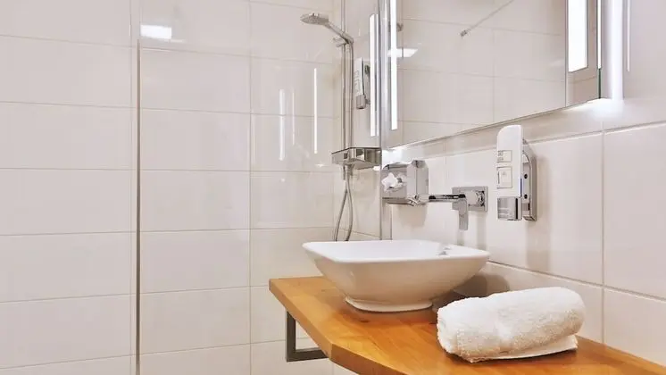 Standart (with shower)