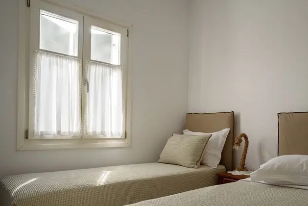 House, 2 Bedrooms (Elizabeth)