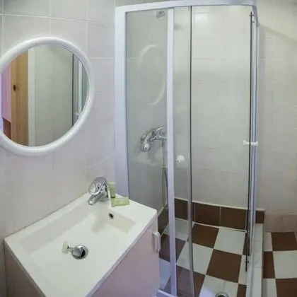 Petite Room (internal)