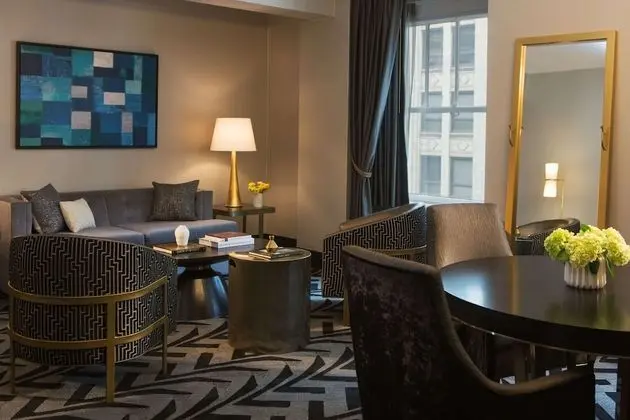 Süit, 1 En Büyük (King) Boy Yatak (One Bedroom Suite King One Person Tub)