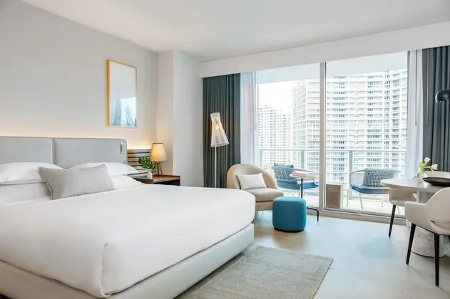 Premier Room, 1 King Bed, City View (Epic29)
