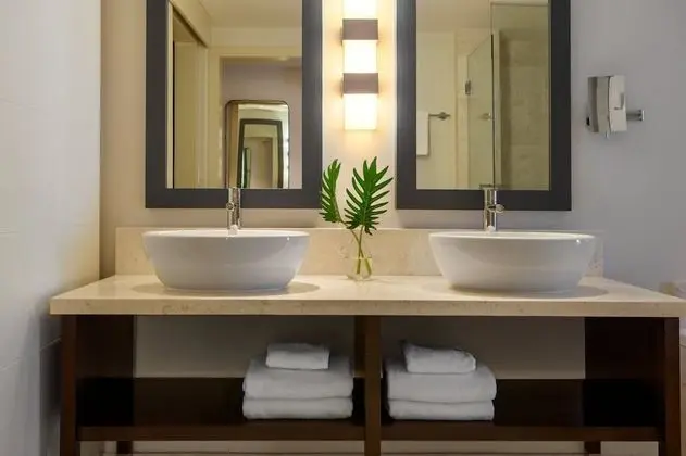 Oda, 2 Çift Kişilik Yatak, Engellilere Uygun (Mobility, Accessible Tub)
