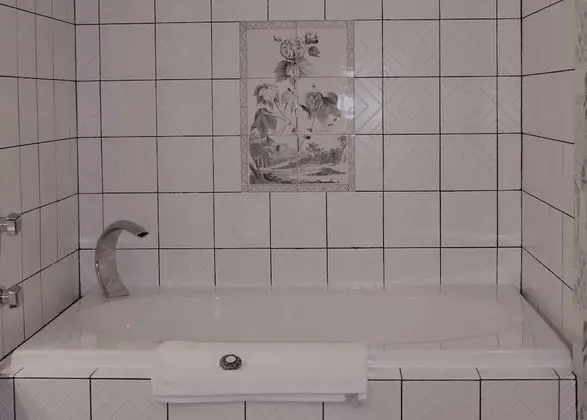 Grand Süit, 1 En Büyük (King) Boy Yatak, Engellilere Uygun (Mobility, Roll in Shower)