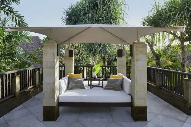 Villa (Garden)