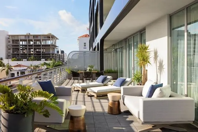 Grand Oda, 1 En Büyük (King) Boy Yatak, Teras, Köşe (Premium)