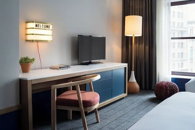 Premium Oda, 1 En Büyük (King) Boy Yatak, Şehir Manzaralı (Walk-In Shower)