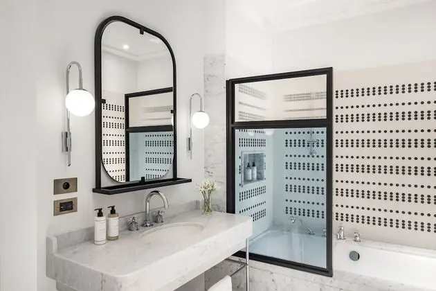 Oda, 2 Tek Kişilik Yatak