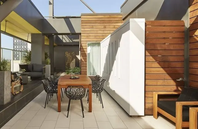 Çatı Katı Süiti (Penthouse) (Wilshire)