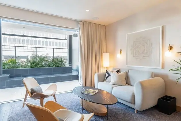 Çatı Katı Süiti (Penthouse) (Wilshire)