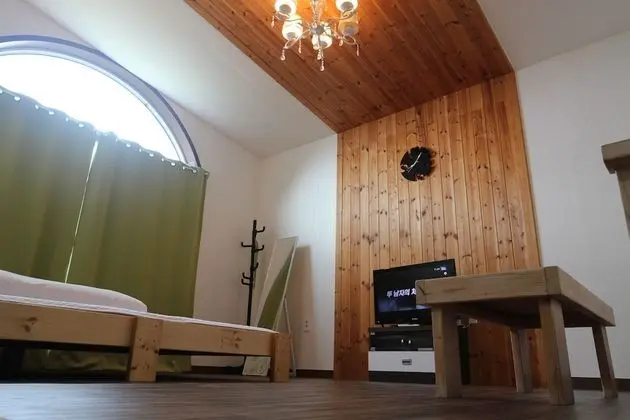 Basic Tek Büyük veya İki Ayrı Yataklı Oda