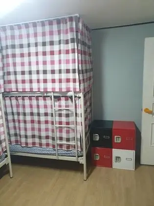 Ortak Ranzalı Oda, Sadece kadınlar için (8 persons)