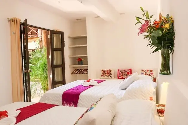 Standard Üç Kişilik Oda, Bahçe Manzaralı