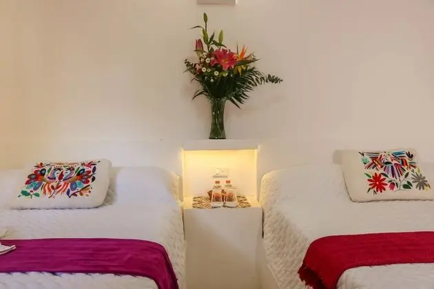 Standard Üç Kişilik Oda, Bahçe Manzaralı