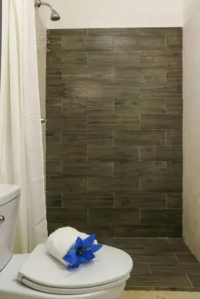 Standard Üç Kişilik Oda, Bahçe Manzaralı