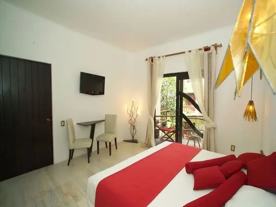 Deluxe Tek Büyük Yataklı Oda, 1 En Büyük (King) Boy Yatak, Balkon, Havuz Manzaralı