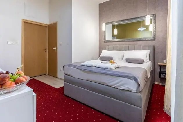 Oda, 1 Yatak Odası, Teras