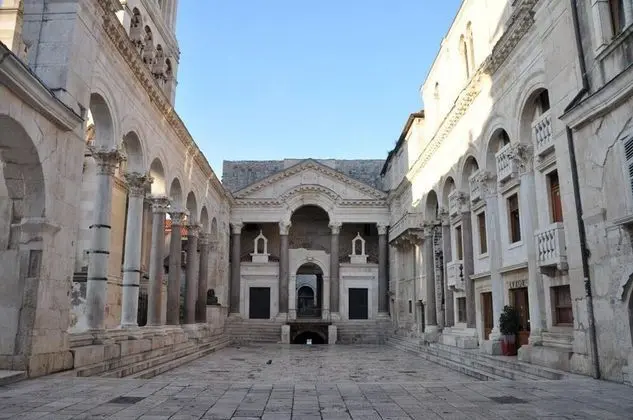 Oda, 1 Yatak Odası, Teras