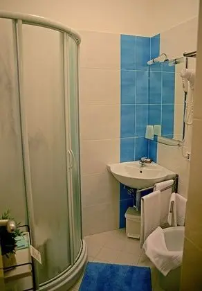 Economy Tek Büyük Yataklı Oda