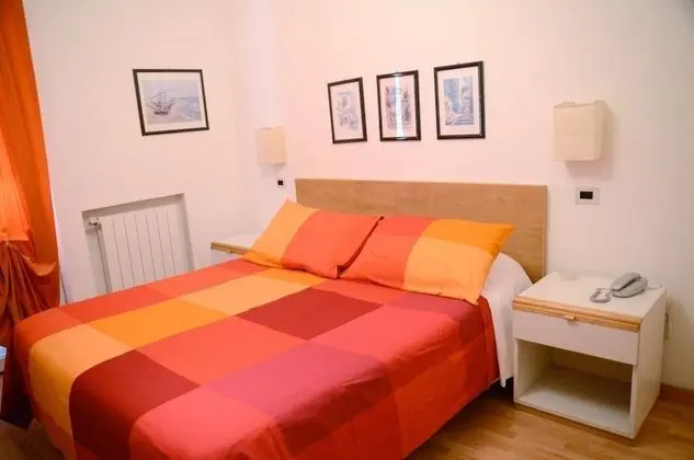 Tek Büyük Yataklı Oda, Balkon