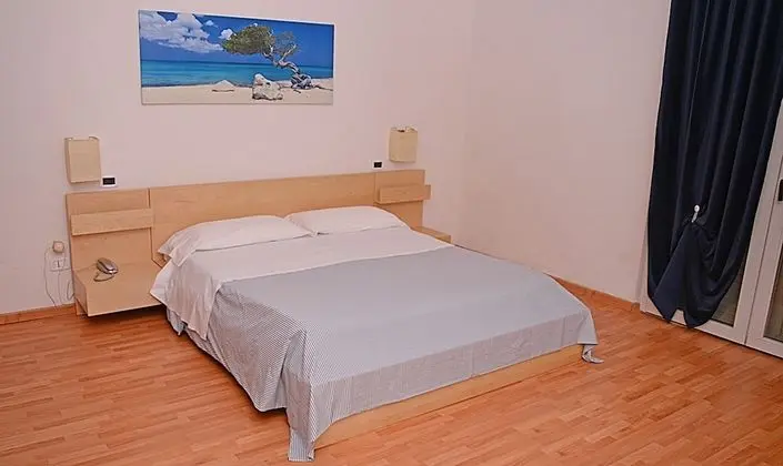 Üç Kişilik Oda, Balkon