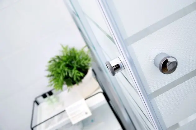 Üç Kişilik Oda, Balkon