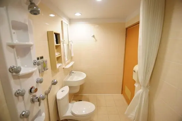 Comfort Dört Kişilik Oda