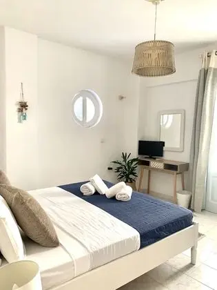 Tek Büyük veya İki Ayrı Yataklı Oda, Deniz Manzaralı