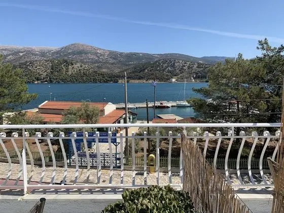 Tek Büyük veya İki Ayrı Yataklı Oda, Deniz Manzaralı