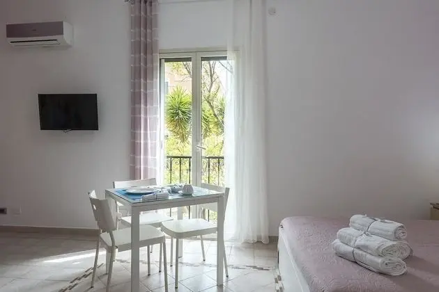 Standard Apart Daire, 1 Büyük (Queen) Boy Yatak ve Çekyat, Avlu Manzaralı