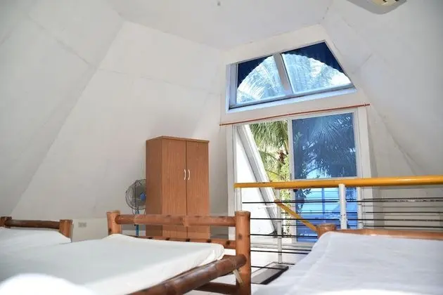 Villa (King 2 with 2 Aircon)