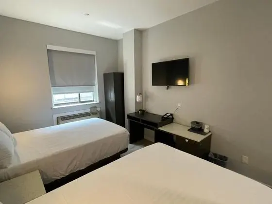 Deluxe Tek Büyük Yataklı Oda, 2 Çift Kişilik Yatak