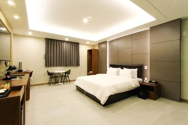 Deluxe Tek Büyük Yataklı Oda, Sigara İçilmez