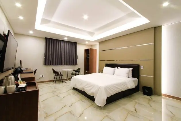 Deluxe Tek Büyük Yataklı Oda, Sigara İçilmez