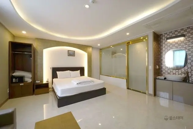 Deluxe Tek Büyük Yataklı Oda, Sigara İçilmez