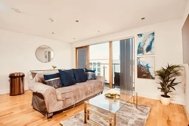 Deluxe Apart Daire, Banyolu/Duşlu